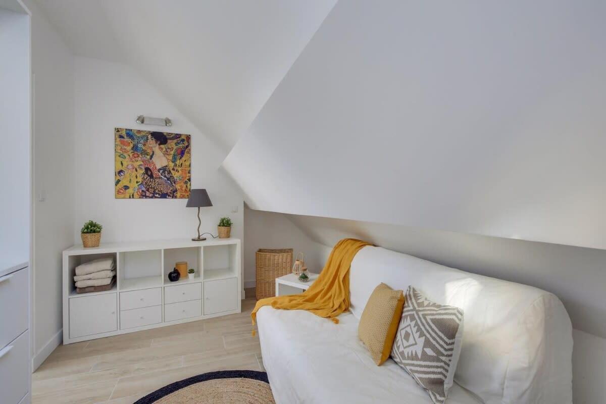 Cocon Napoleon Calme Apartment ฟงแตนโบล ภายนอก รูปภาพ