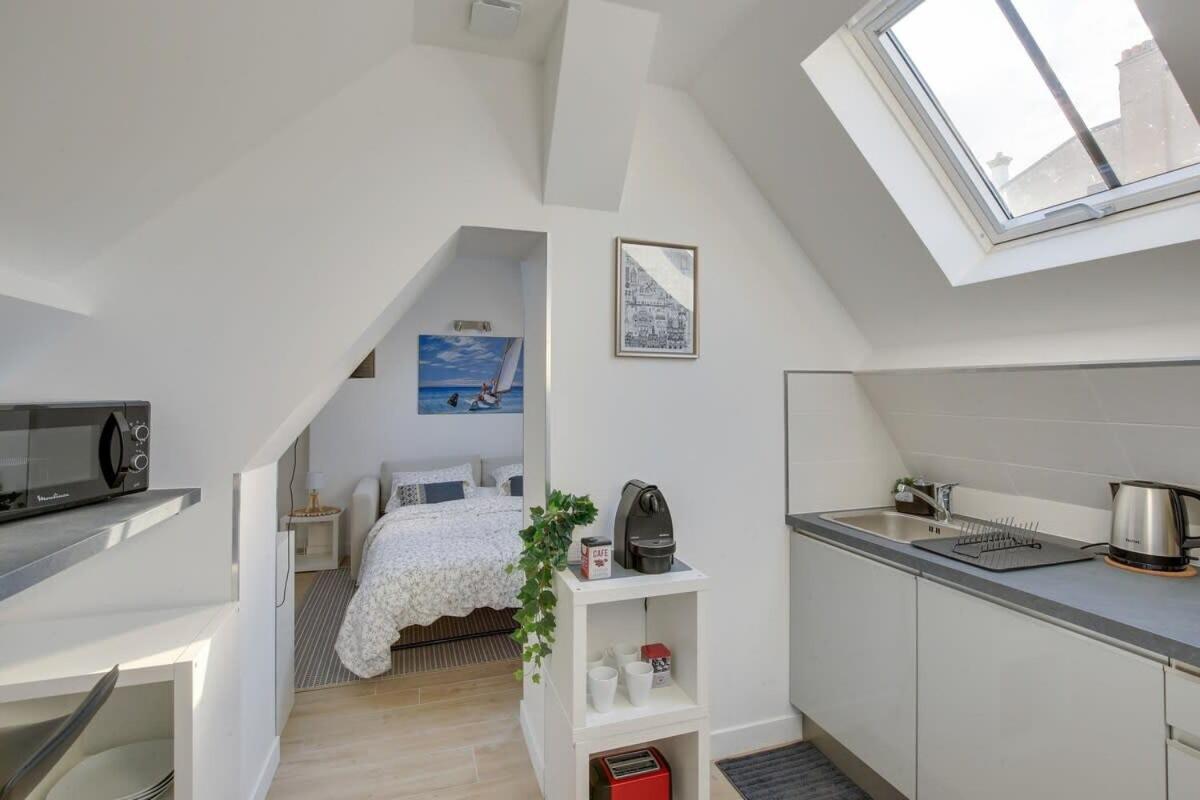 Cocon Napoleon Calme Apartment ฟงแตนโบล ภายนอก รูปภาพ