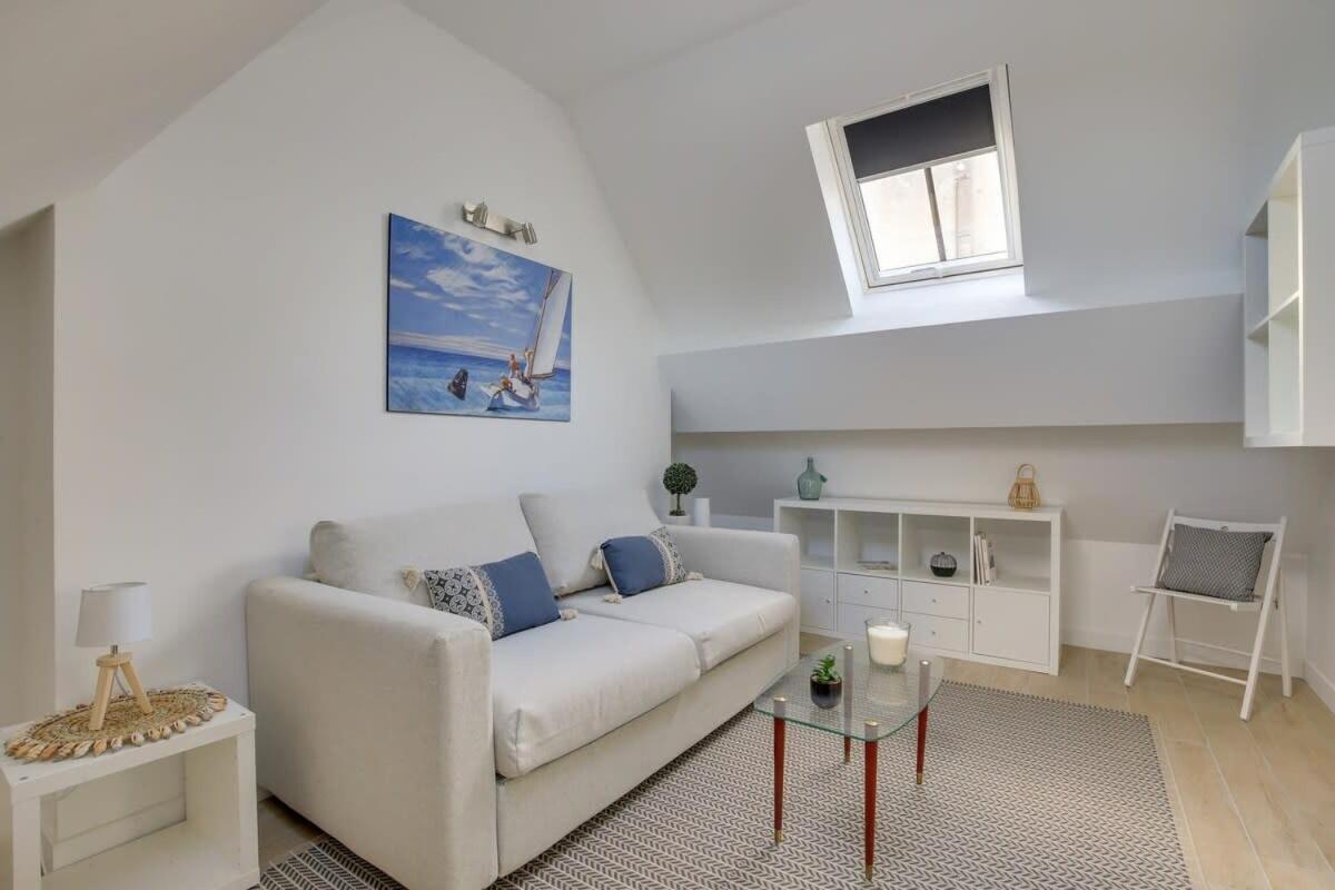 Cocon Napoleon Calme Apartment ฟงแตนโบล ภายนอก รูปภาพ